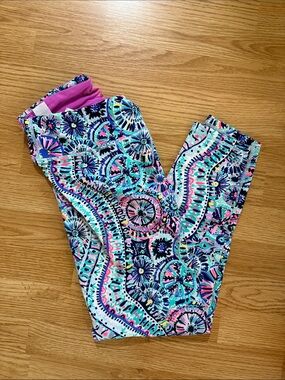 Lilly Pulitzer Turquoise Pink Navy Costal Medallion Leggings